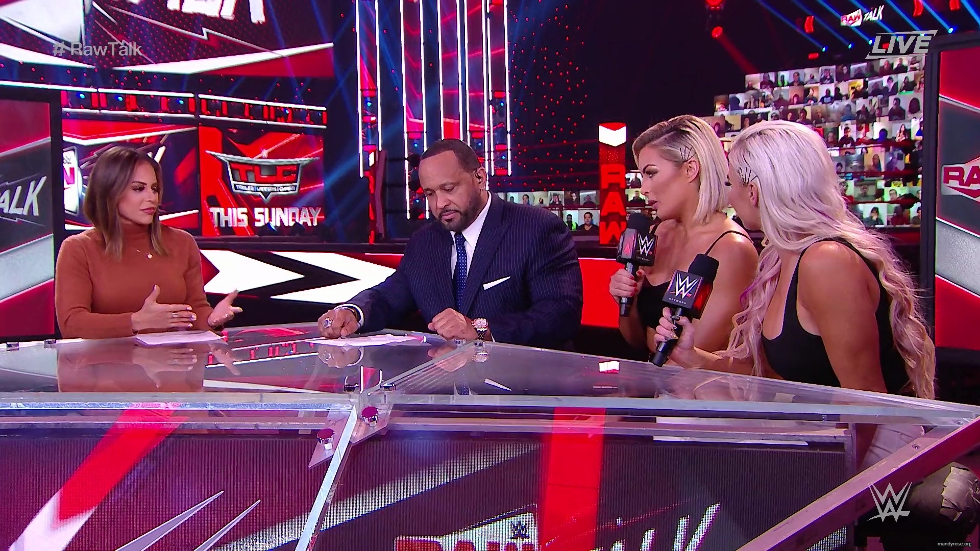 WWE_Raw_Talk_2020_12_14_1080p_WEB_h264-HEEL_mp40031.jpg