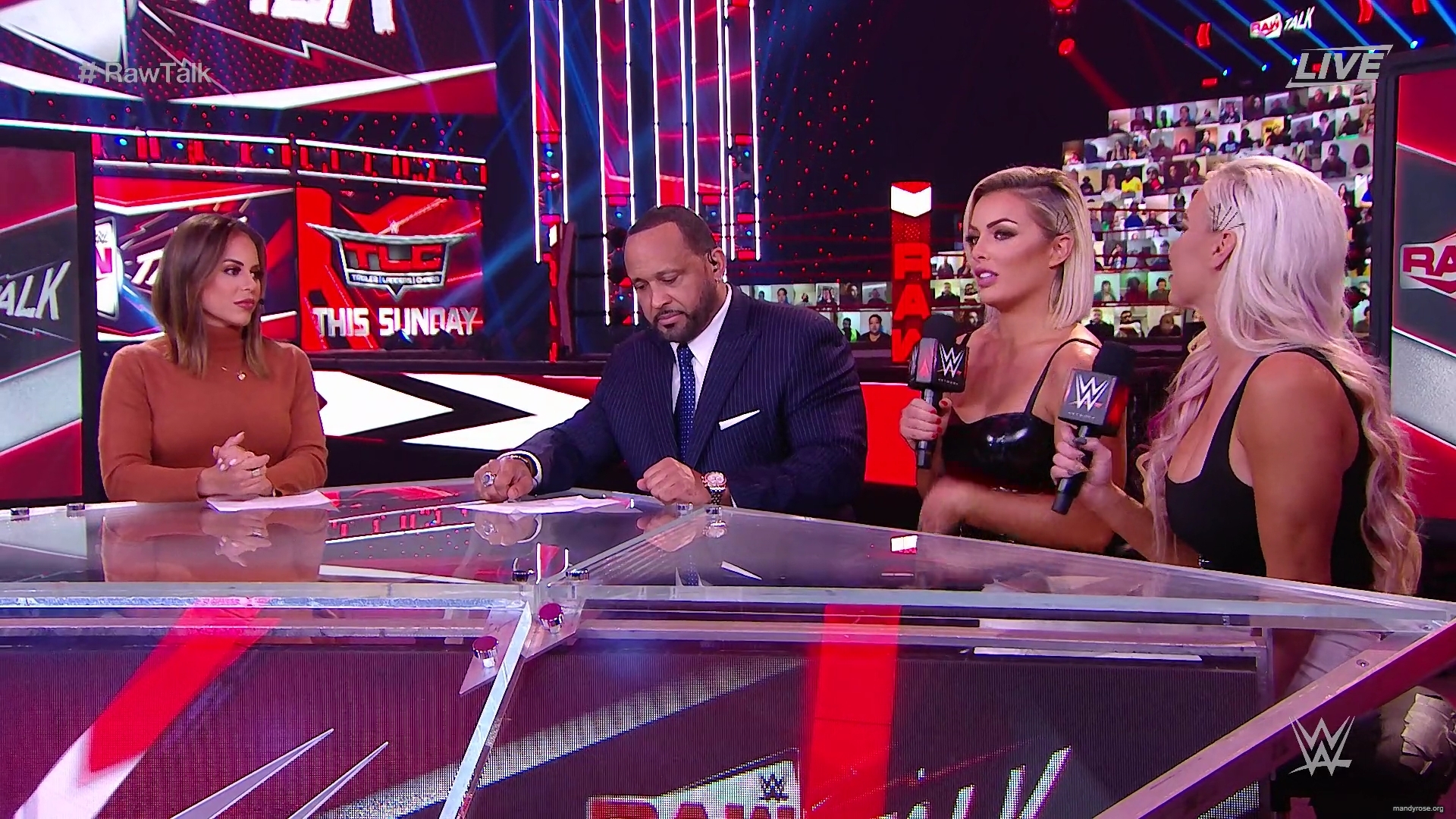 WWE_Raw_Talk_2020_12_14_1080p_WEB_h264-HEEL_mp40032.jpg