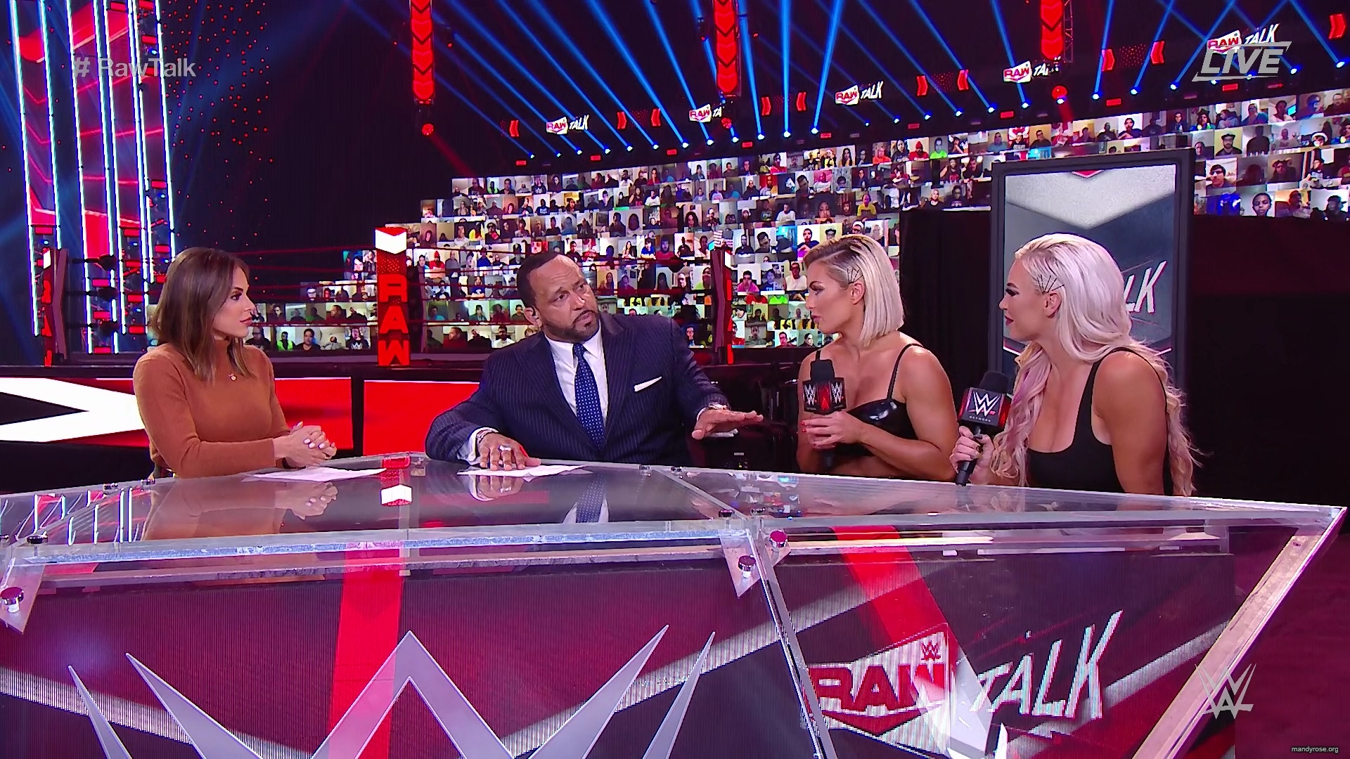 WWE_Raw_Talk_2020_12_14_1080p_WEB_h264-HEEL_mp40054.jpg