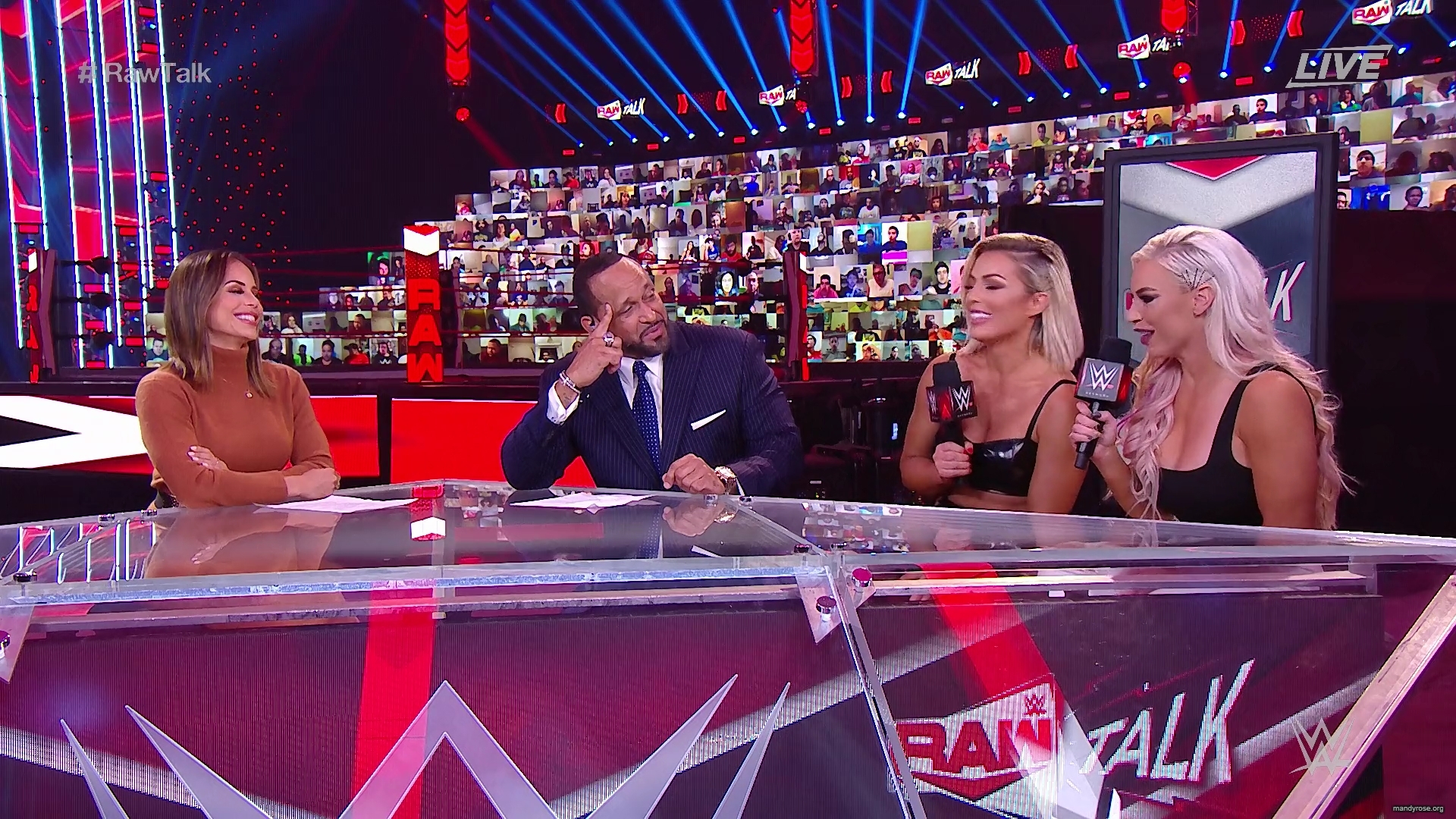 WWE_Raw_Talk_2020_12_14_1080p_WEB_h264-HEEL_mp40145.jpg