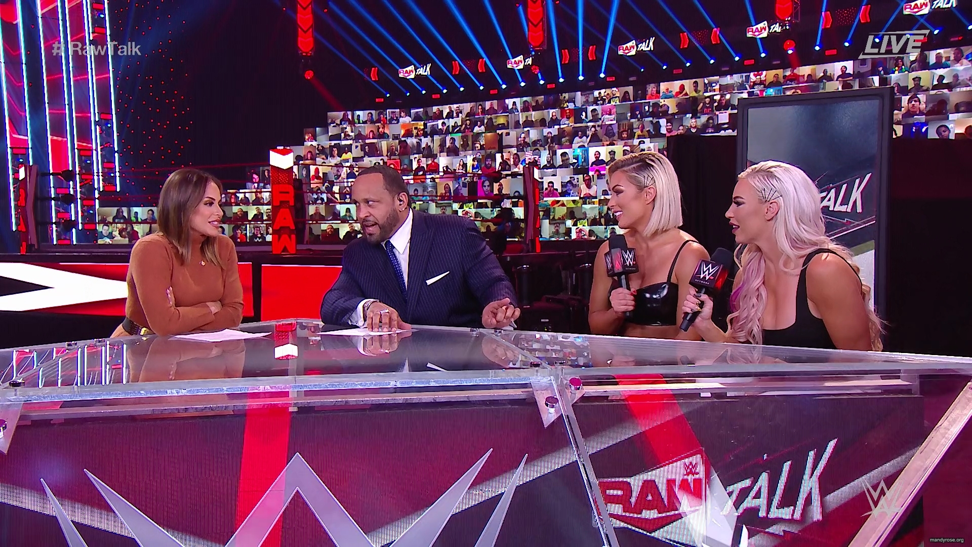 WWE_Raw_Talk_2020_12_14_1080p_WEB_h264-HEEL_mp40247.jpg