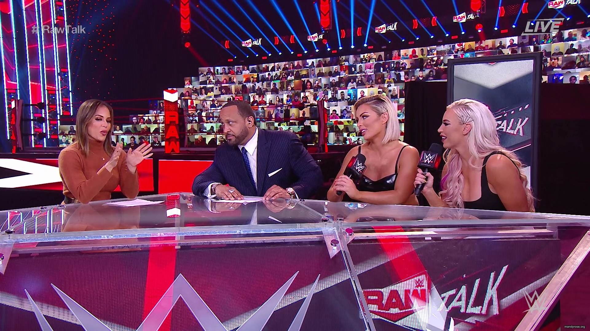 WWE_Raw_Talk_2020_12_14_1080p_WEB_h264-HEEL_mp40264.jpg