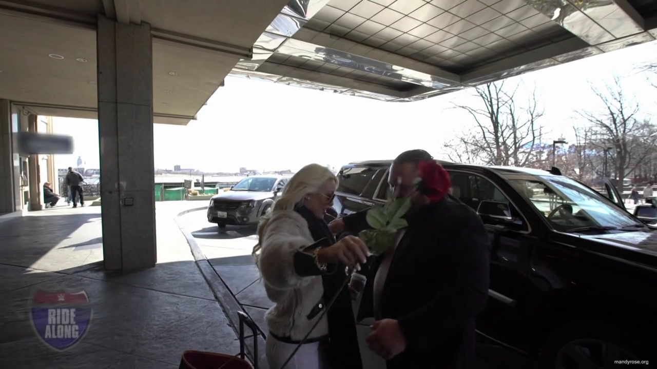 WWE_Ride_Along_S05E02_Love_and_Smoke_720p_Hi_WEB_h264-HEEL_mp40119.jpg
