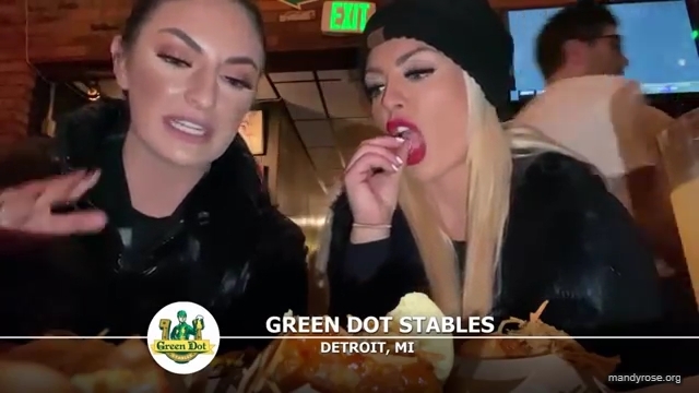 WWE_SMACKDOWN_DETROIT___Whose_side_are_you_on_2121_Mandy_Rose_Sonya_Deville_mp42340.jpg