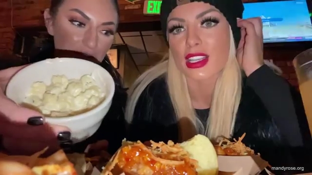 WWE_SMACKDOWN_DETROIT___Whose_side_are_you_on_2121_Mandy_Rose_Sonya_Deville_mp42370.jpg