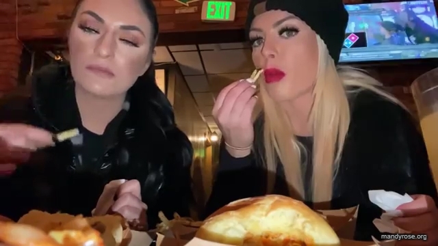 WWE_SMACKDOWN_DETROIT___Whose_side_are_you_on_2121_Mandy_Rose_Sonya_Deville_mp42472.jpg