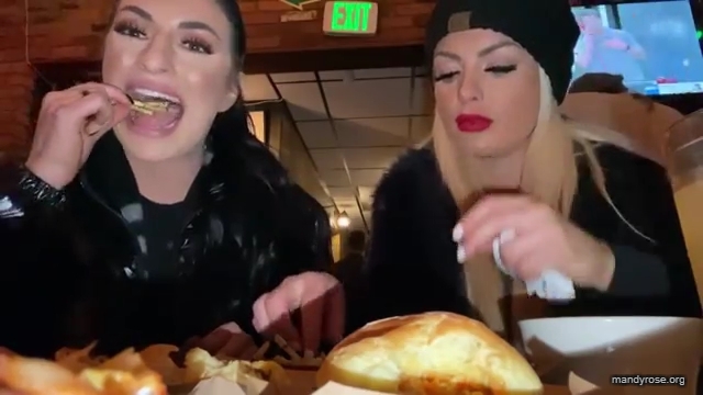WWE_SMACKDOWN_DETROIT___Whose_side_are_you_on_2121_Mandy_Rose_Sonya_Deville_mp42589.jpg