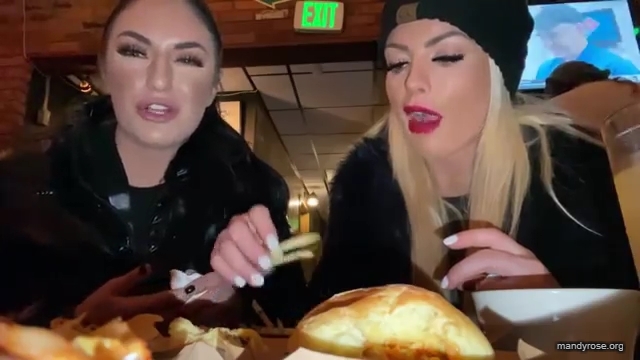 WWE_SMACKDOWN_DETROIT___Whose_side_are_you_on_2121_Mandy_Rose_Sonya_Deville_mp42597.jpg