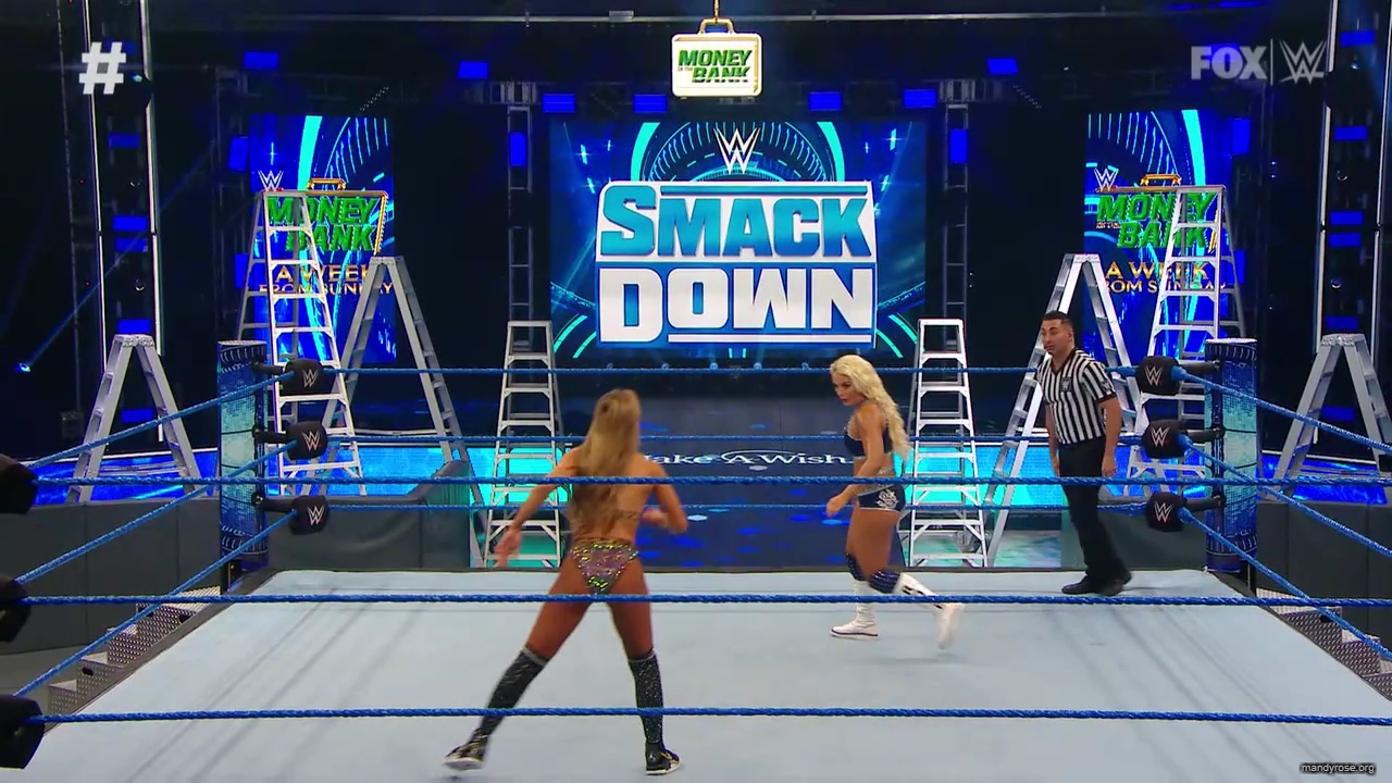 WWE_SmackDown_2020_05_01_720p_WEB_h264-HEEL_mp40201.jpg