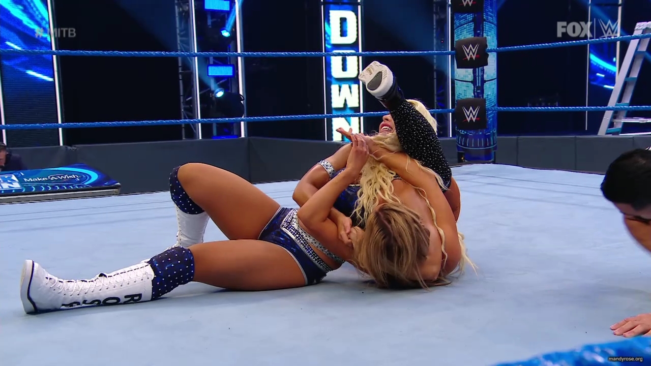 WWE_SmackDown_2020_05_01_720p_WEB_h264-HEEL_mp40215.jpg