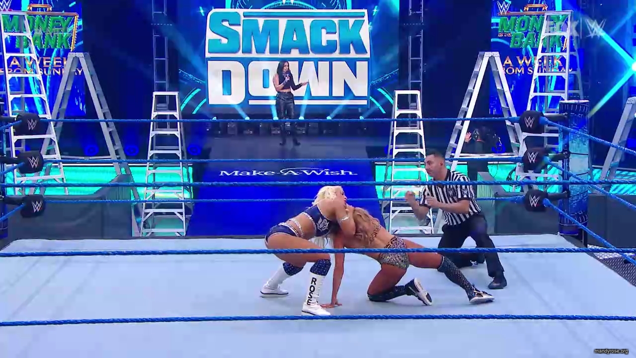 WWE_SmackDown_2020_05_01_720p_WEB_h264-HEEL_mp40344.jpg