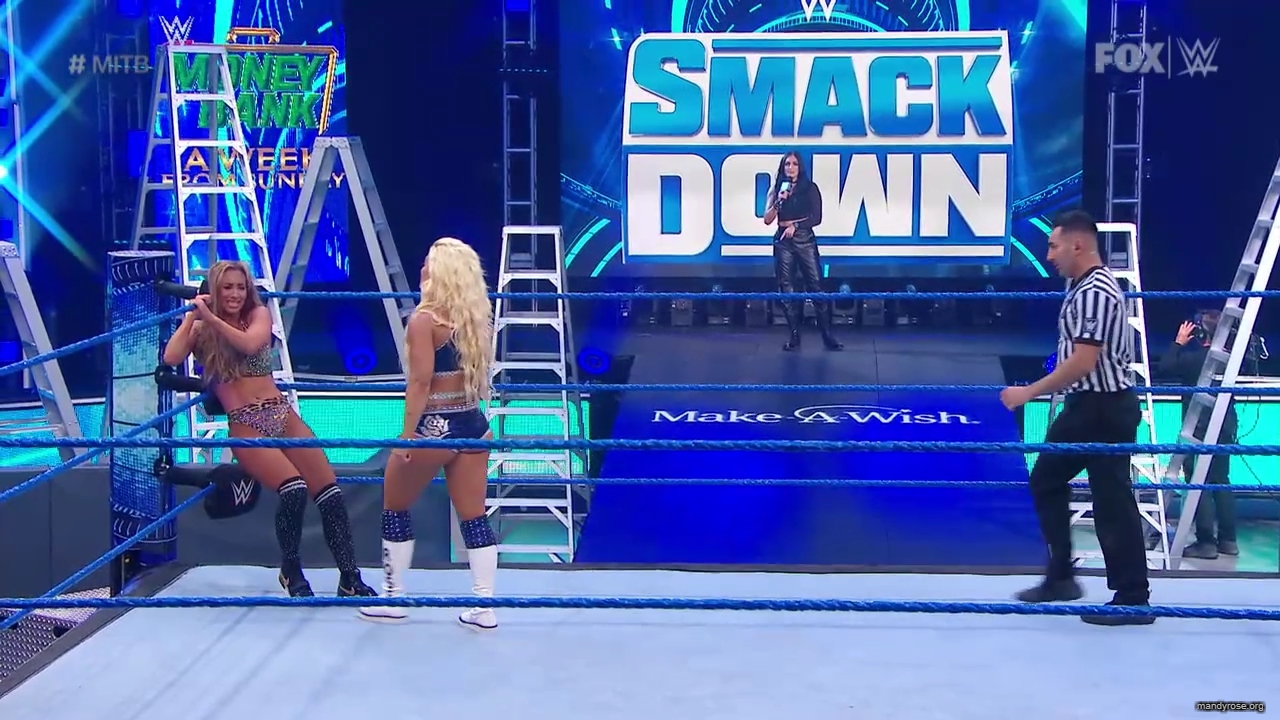 WWE_SmackDown_2020_05_01_720p_WEB_h264-HEEL_mp40379.jpg