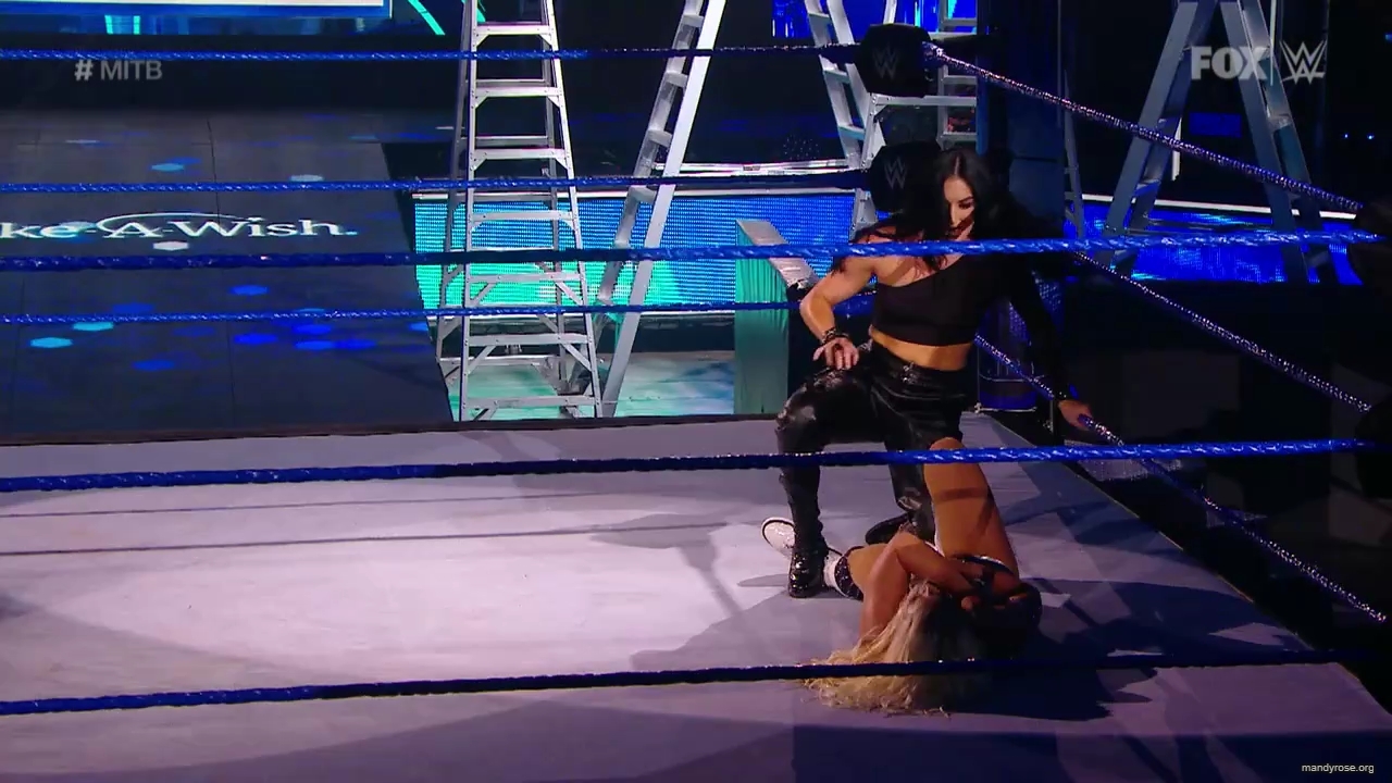 WWE_SmackDown_2020_05_01_720p_WEB_h264-HEEL_mp40469.jpg