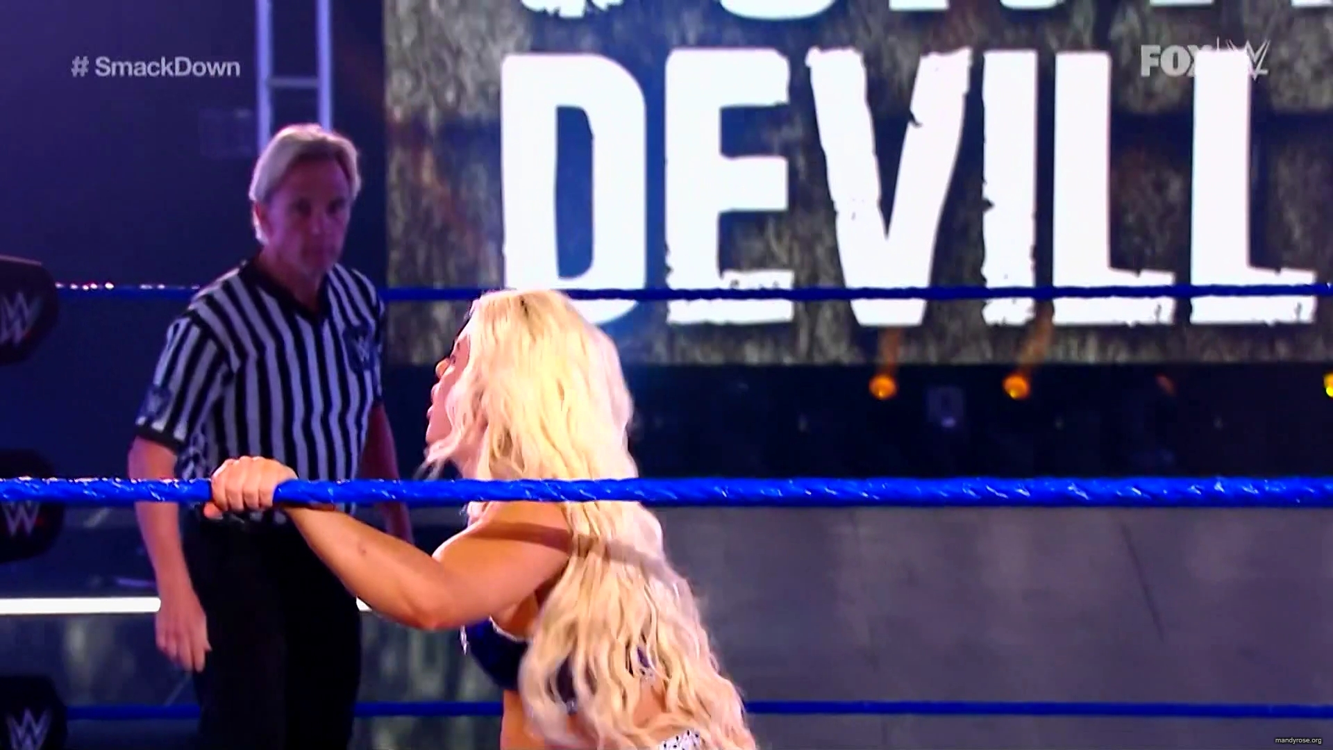 WWE_SmackDown_2020_05_08_1080p_HDTV_x264-Star_mkv0045.jpg