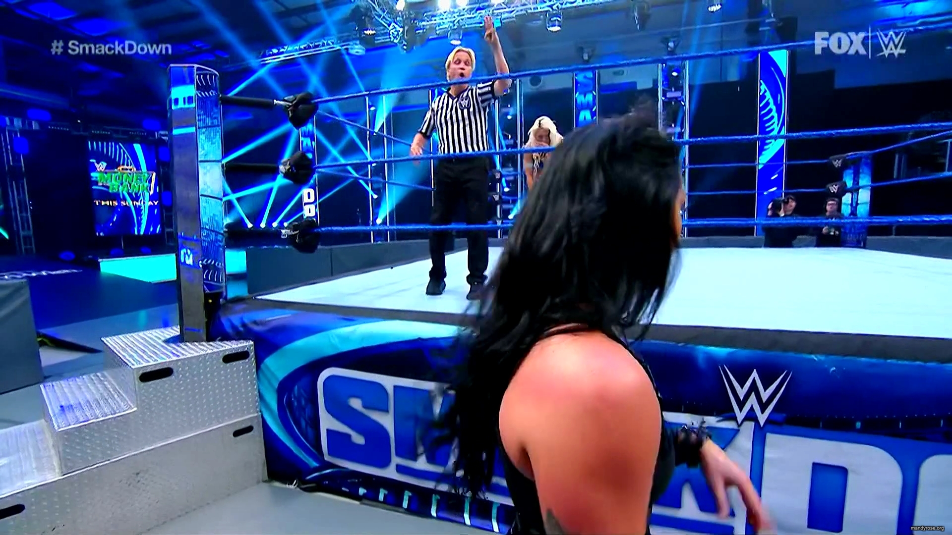 WWE_SmackDown_2020_05_08_1080p_HDTV_x264-Star_mkv0175.jpg