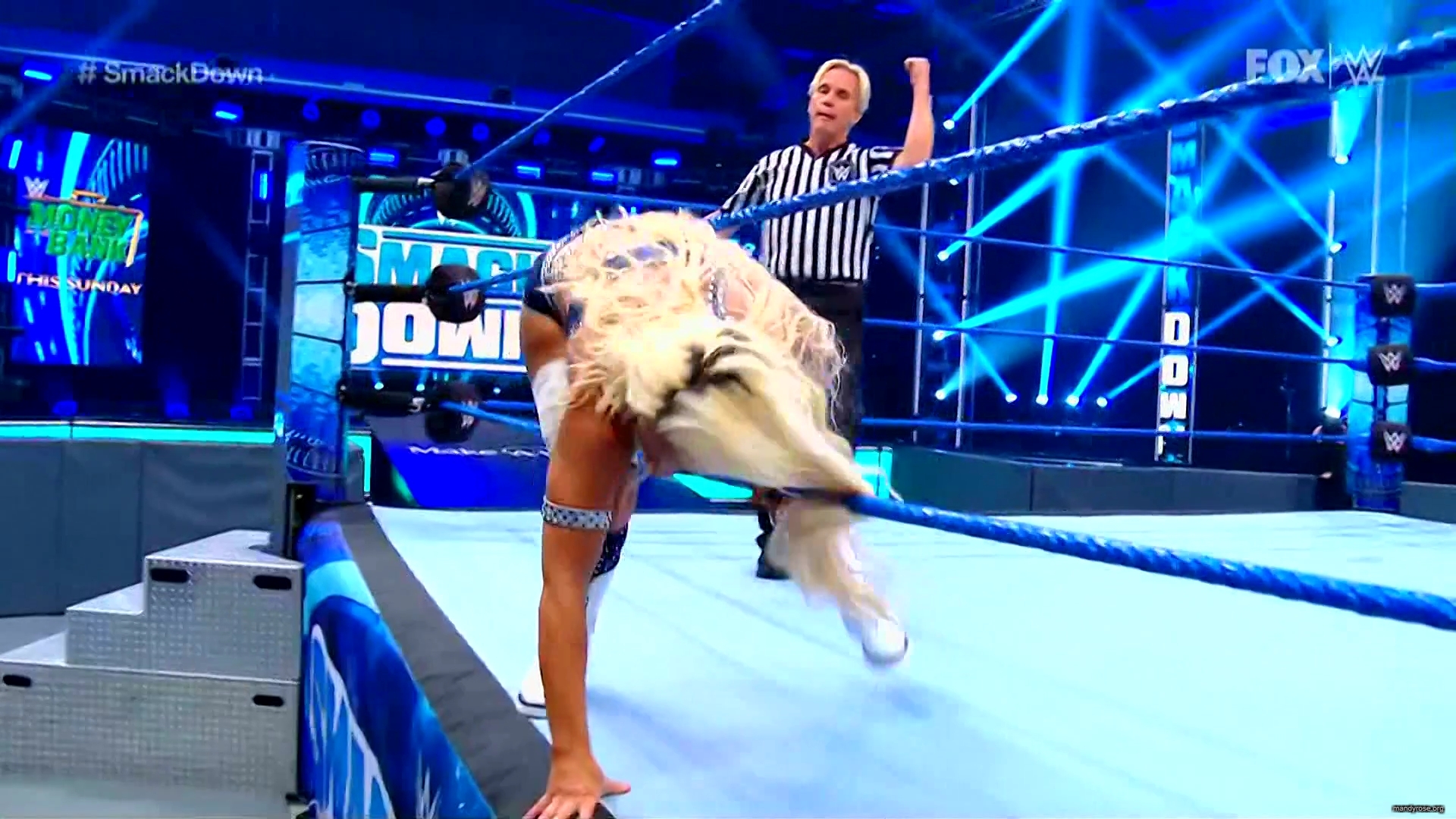 WWE_SmackDown_2020_05_08_1080p_HDTV_x264-Star_mkv0331.jpg