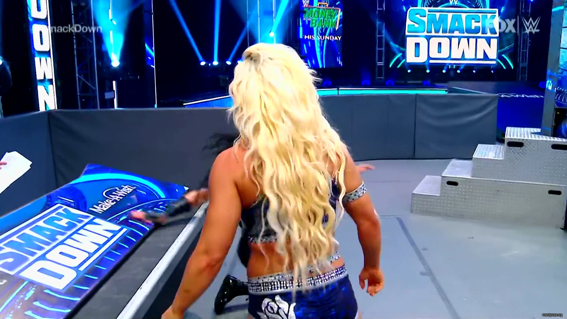 WWE_SmackDown_2020_05_08_1080p_HDTV_x264-Star_mkv0339.jpg