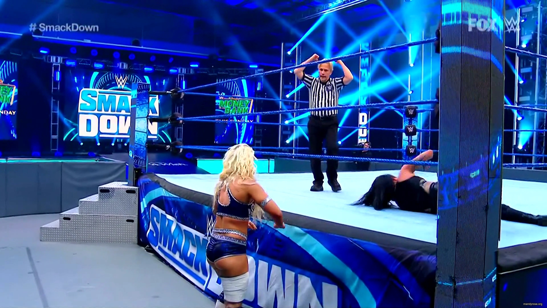 WWE_SmackDown_2020_05_08_1080p_HDTV_x264-Star_mkv0397.jpg