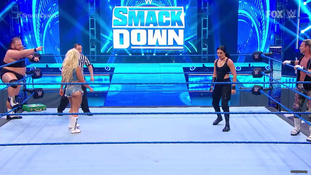 WWE_SmackDown_2020_05_22_720p_WEB_h264-HEEL_mp40094.jpg