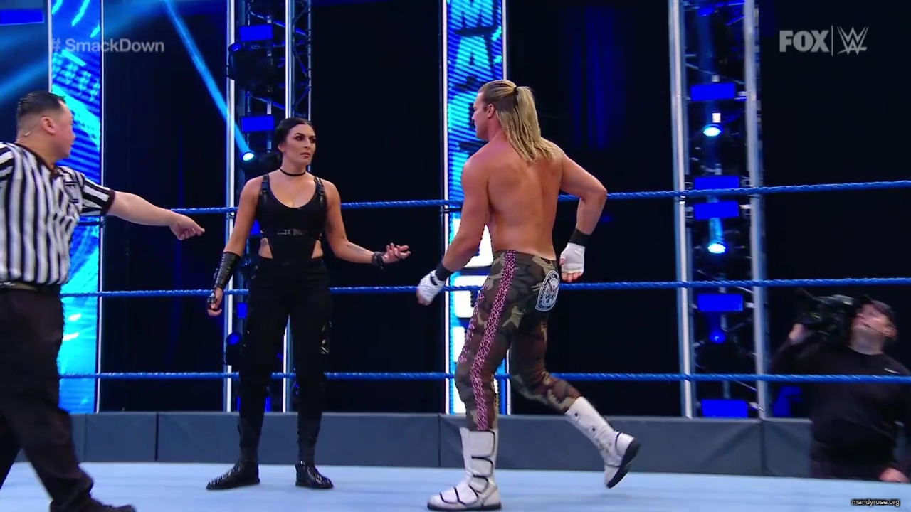 WWE_SmackDown_2020_05_22_720p_WEB_h264-HEEL_mp40104.jpg