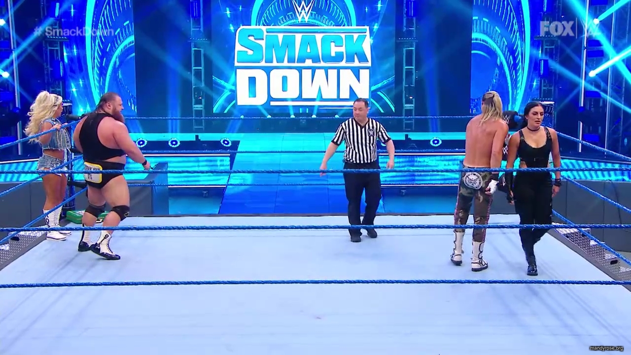 WWE_SmackDown_2020_05_22_720p_WEB_h264-HEEL_mp40105.jpg