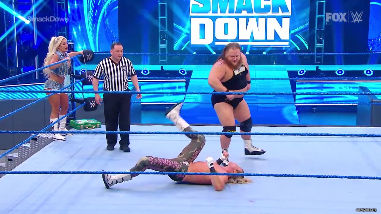 WWE_SmackDown_2020_05_22_720p_WEB_h264-HEEL_mp40136.jpg