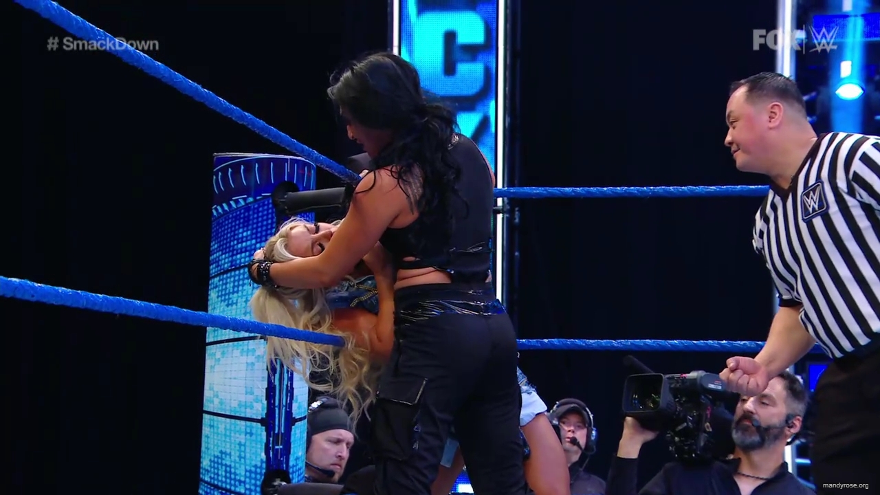 WWE_SmackDown_2020_05_22_720p_WEB_h264-HEEL_mp40172.jpg