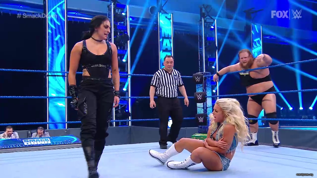 WWE_SmackDown_2020_05_22_720p_WEB_h264-HEEL_mp40335.jpg