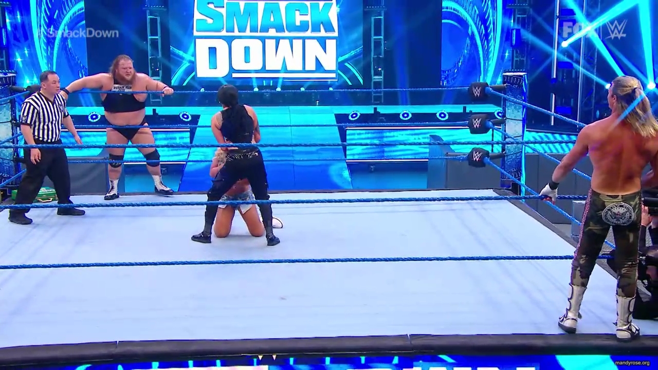 WWE_SmackDown_2020_05_22_720p_WEB_h264-HEEL_mp40340.jpg