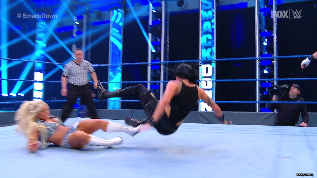 WWE_SmackDown_2020_05_22_720p_WEB_h264-HEEL_mp40379.jpg