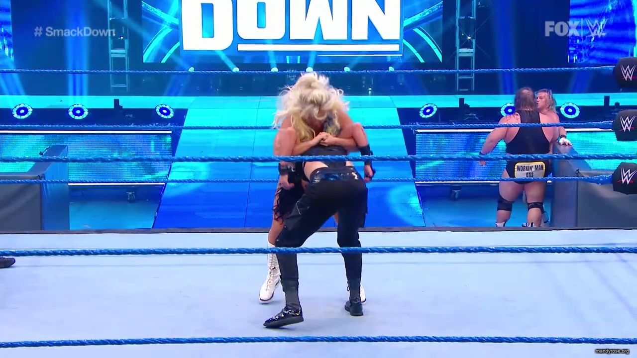 WWE_SmackDown_2020_05_22_720p_WEB_h264-HEEL_mp40466.jpg