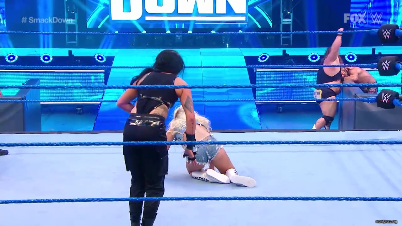 WWE_SmackDown_2020_05_22_720p_WEB_h264-HEEL_mp40471.jpg