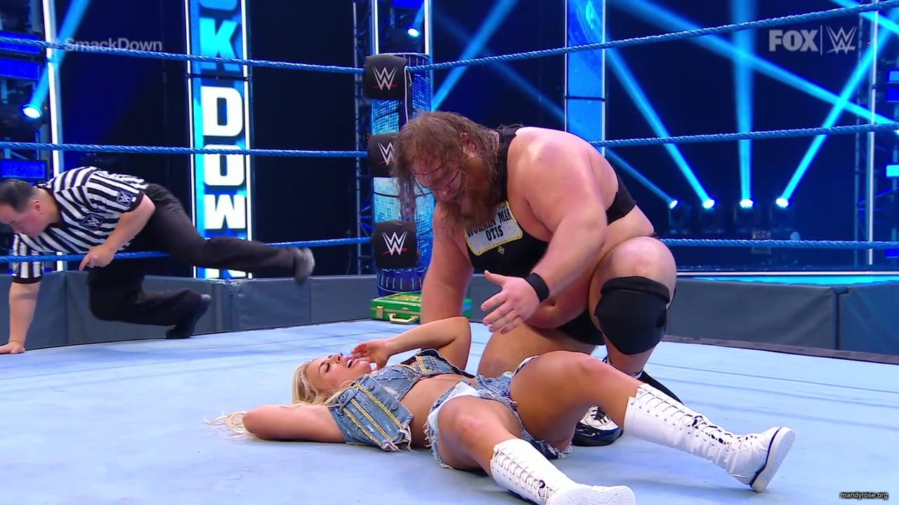 WWE_SmackDown_2020_05_22_720p_WEB_h264-HEEL_mp40495.jpg