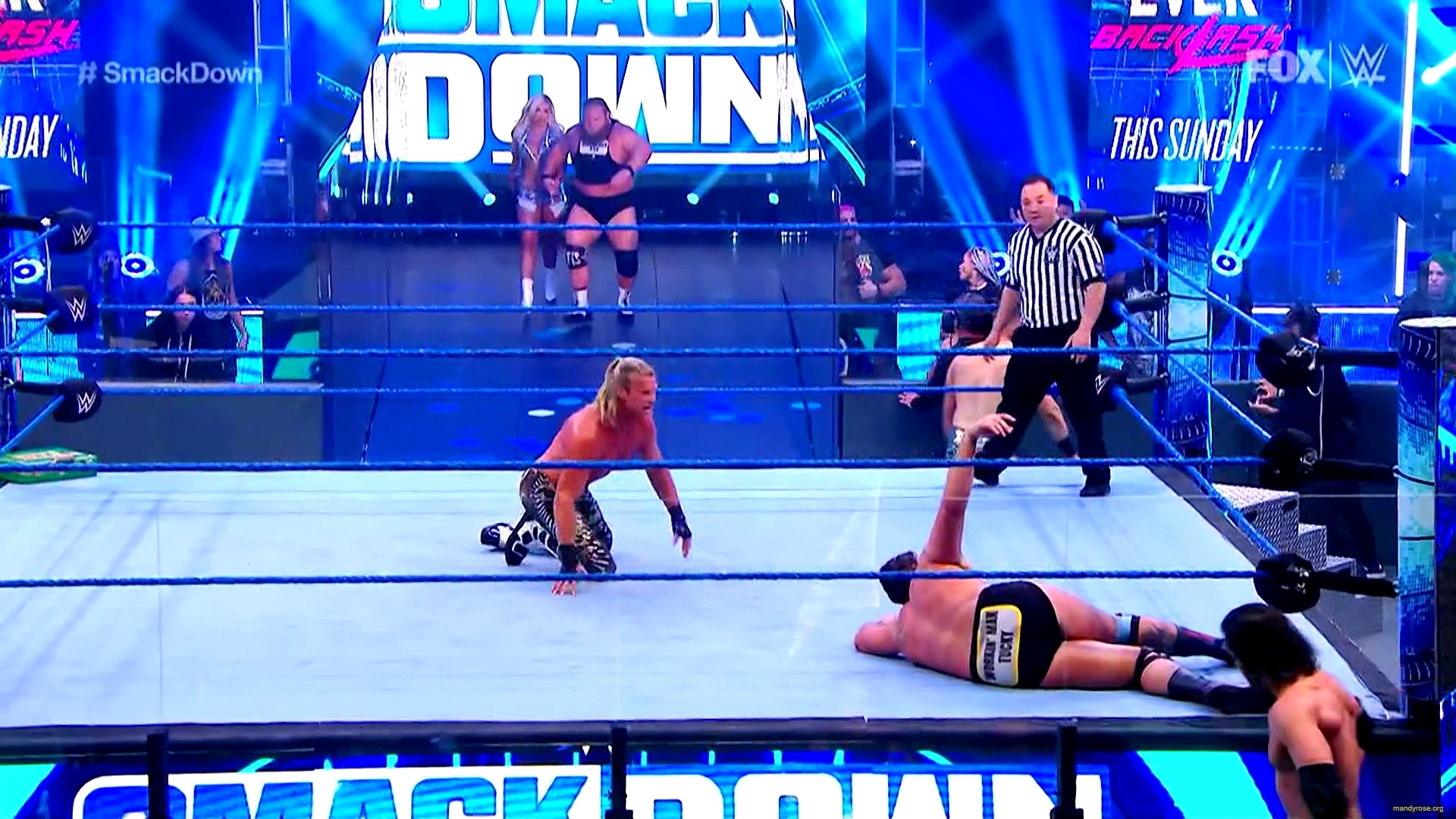 WWE_SmackDown_2020_06_12_1080p_HDTV_x264-Star_mkv0238.jpg