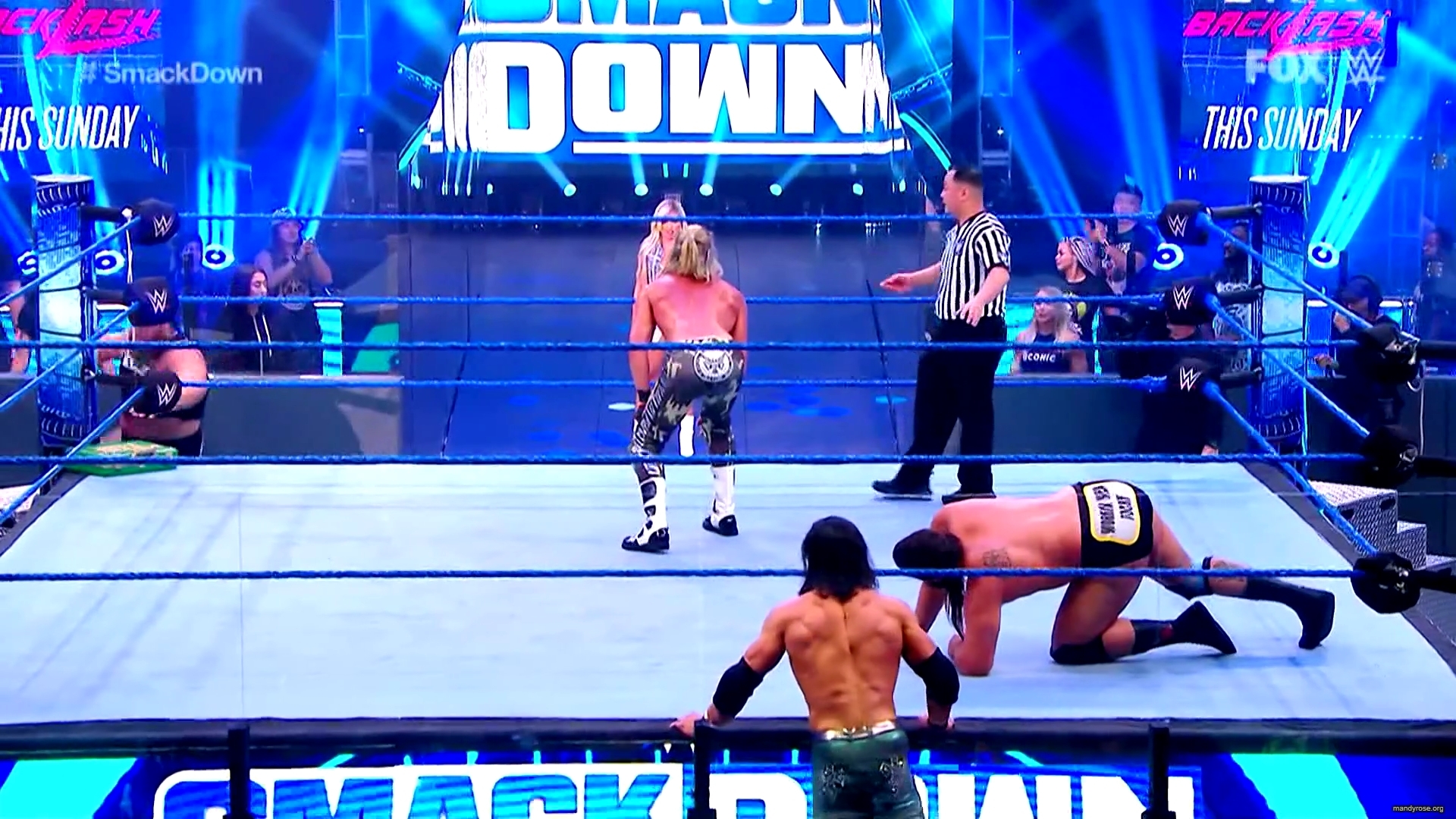 WWE_SmackDown_2020_06_12_1080p_HDTV_x264-Star_mkv0254.jpg