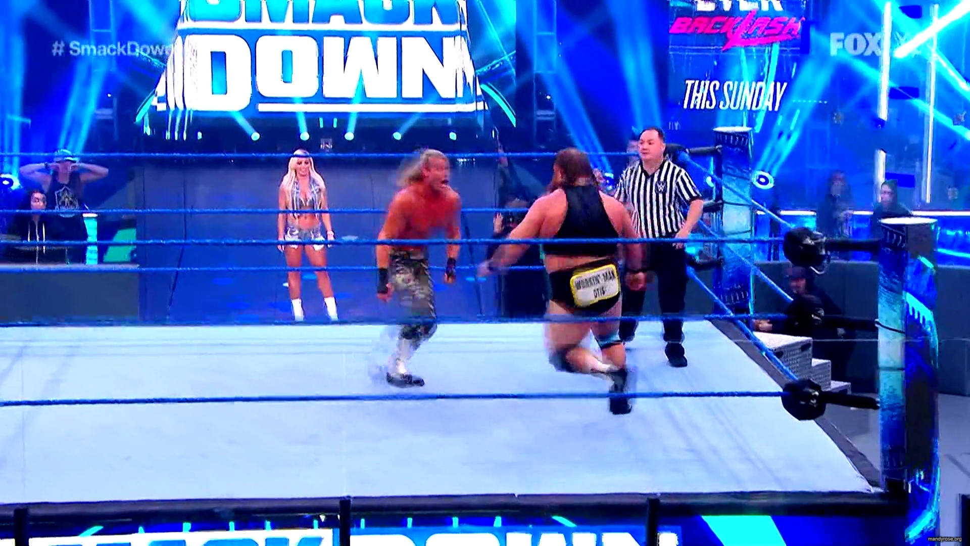 WWE_SmackDown_2020_06_12_1080p_HDTV_x264-Star_mkv0296.jpg