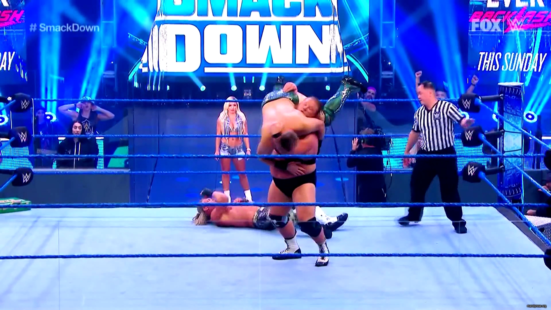 WWE_SmackDown_2020_06_12_1080p_HDTV_x264-Star_mkv0308.jpg