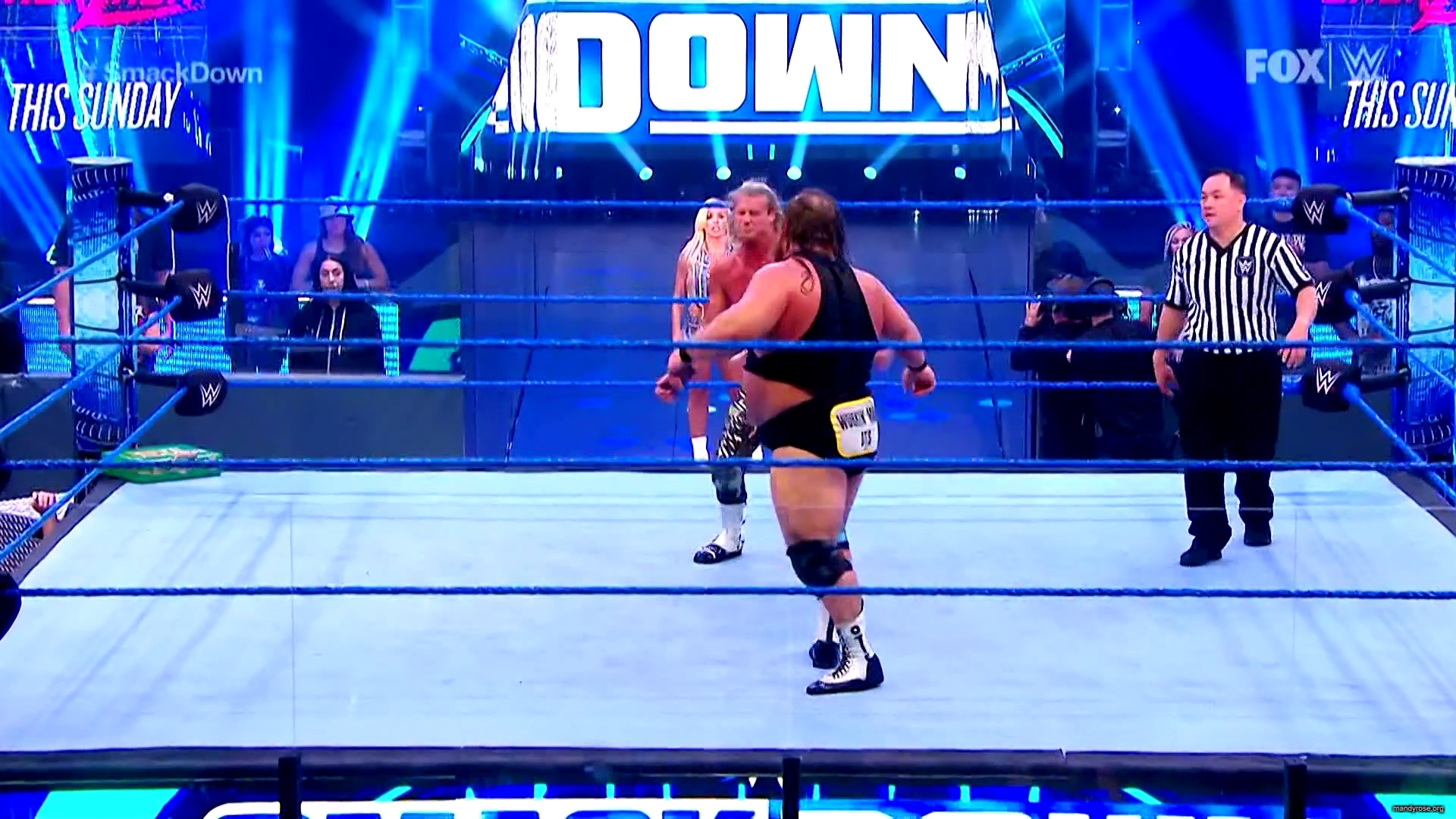 WWE_SmackDown_2020_06_12_1080p_HDTV_x264-Star_mkv0330.jpg