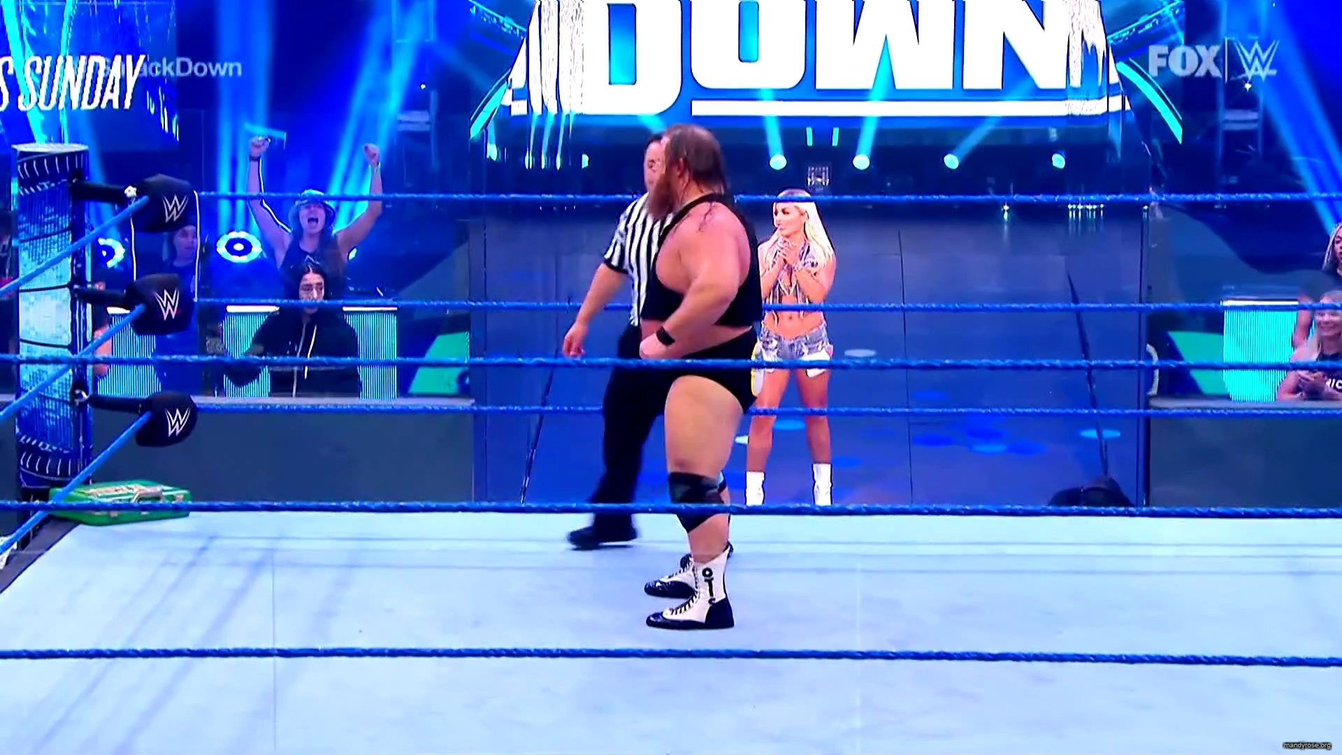 WWE_SmackDown_2020_06_12_1080p_HDTV_x264-Star_mkv0371.jpg