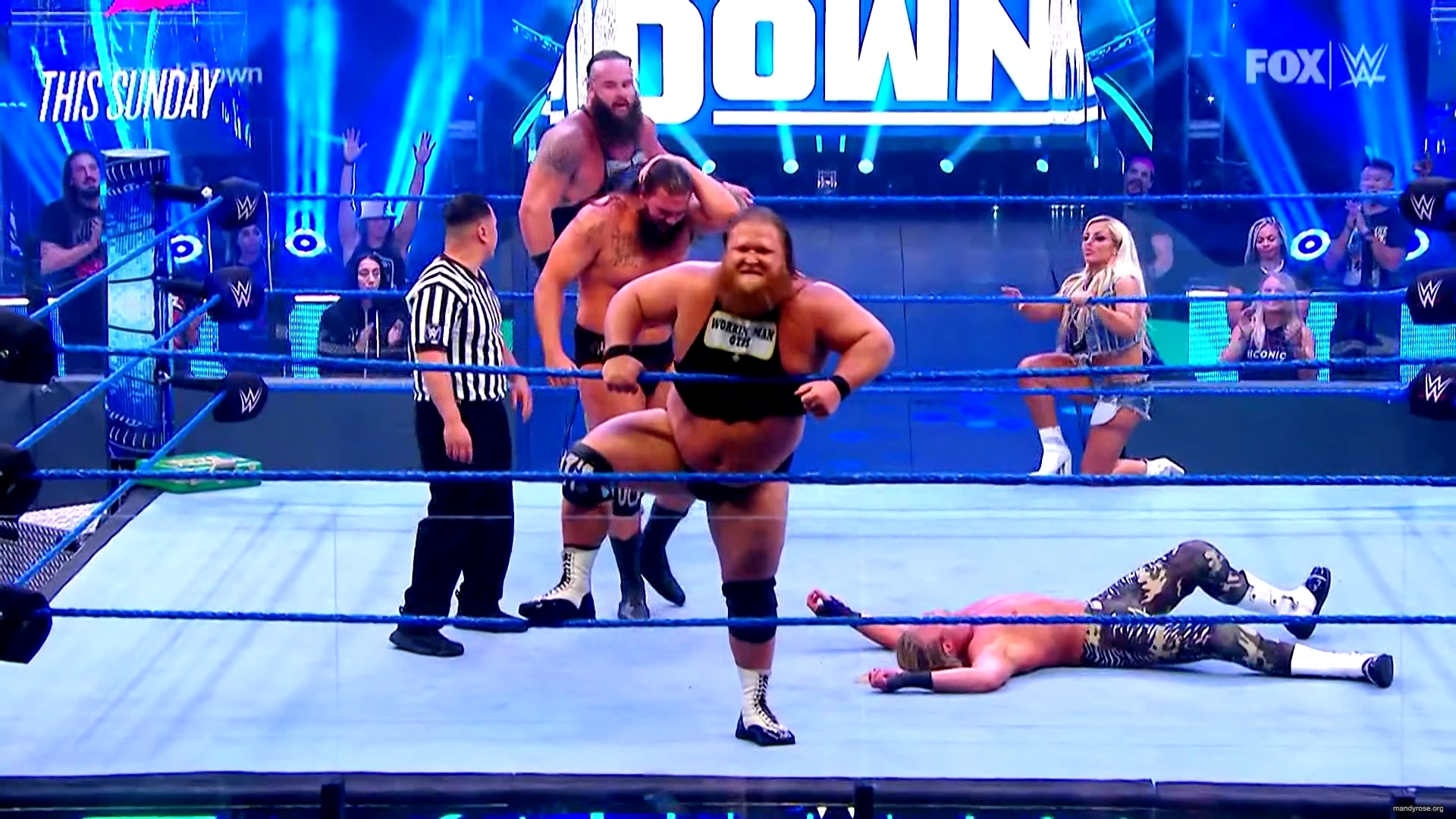 WWE_SmackDown_2020_06_12_1080p_HDTV_x264-Star_mkv0442.jpg