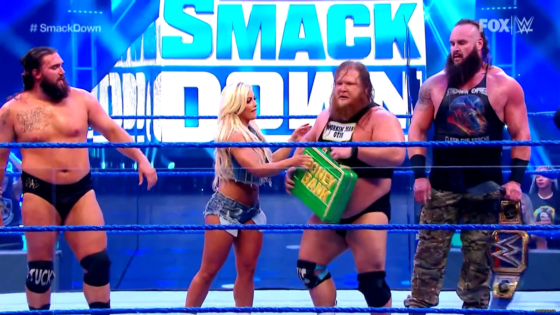 WWE_SmackDown_2020_06_12_1080p_HDTV_x264-Star_mkv0477.jpg