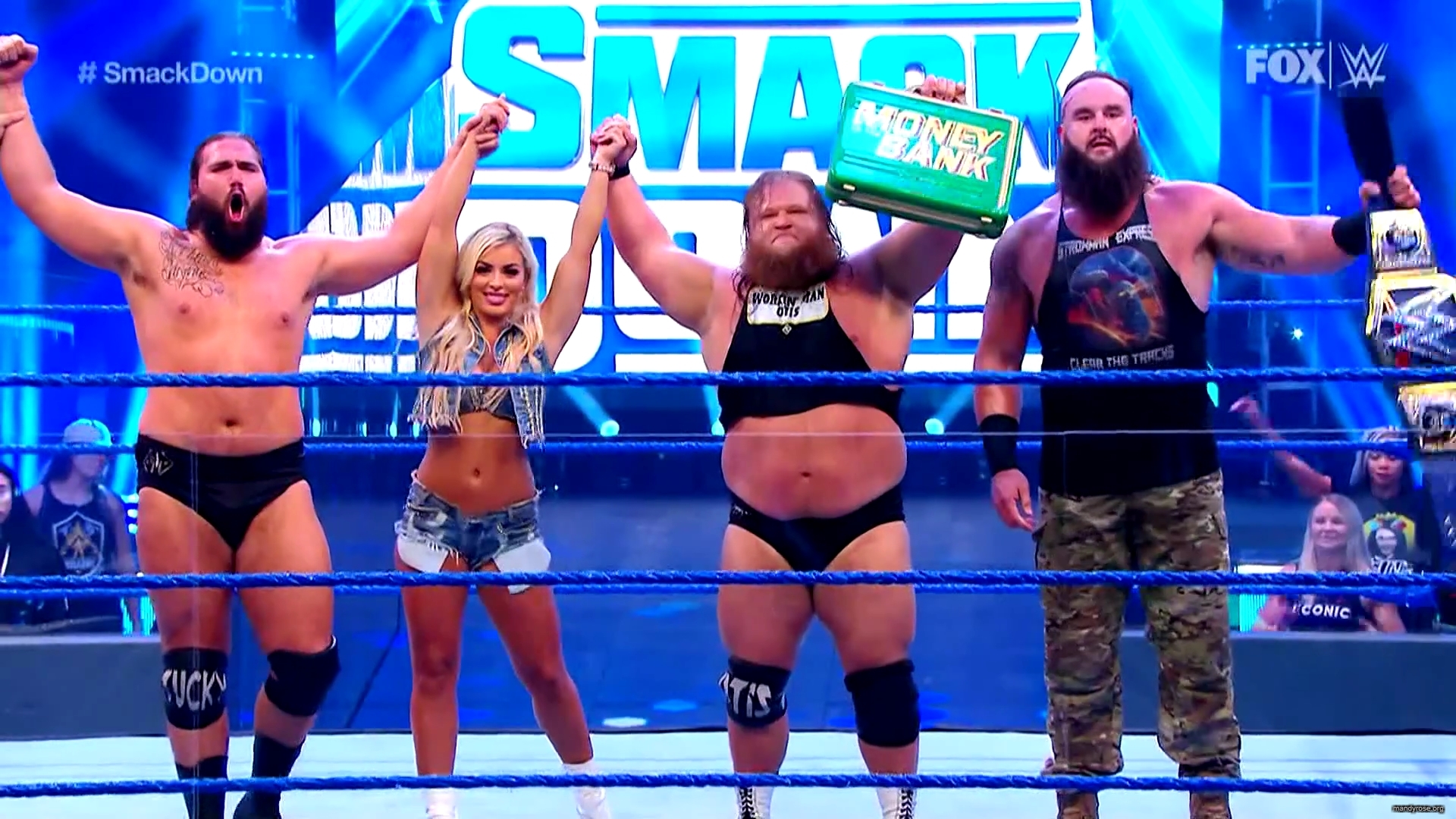 WWE_SmackDown_2020_06_12_1080p_HDTV_x264-Star_mkv0482.jpg