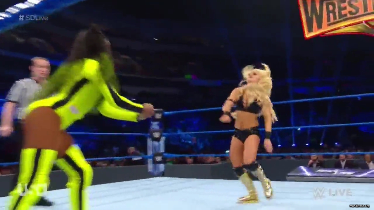 WWE_SmackDown_Live_2019_03_05_720p_mp4_mp41434.jpg