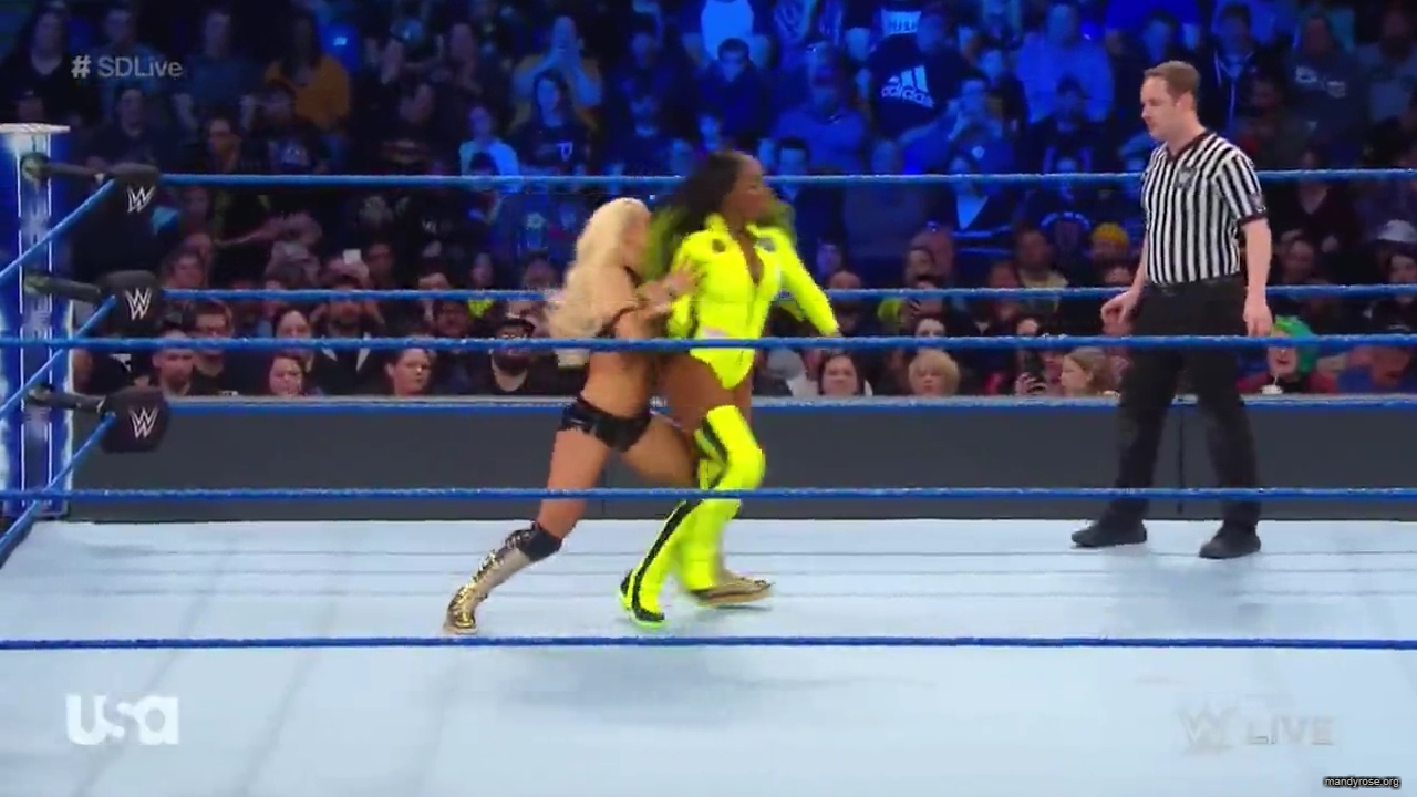 WWE_SmackDown_Live_2019_03_05_720p_mp4_mp41448.jpg