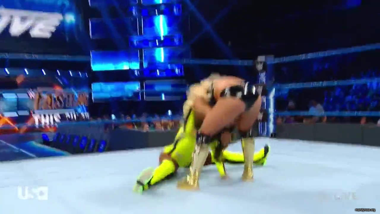 WWE_SmackDown_Live_2019_03_05_720p_mp4_mp41451.jpg