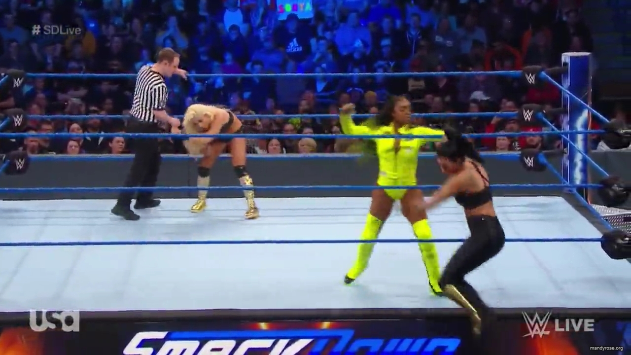 WWE_SmackDown_Live_2019_03_05_720p_mp4_mp41457.jpg