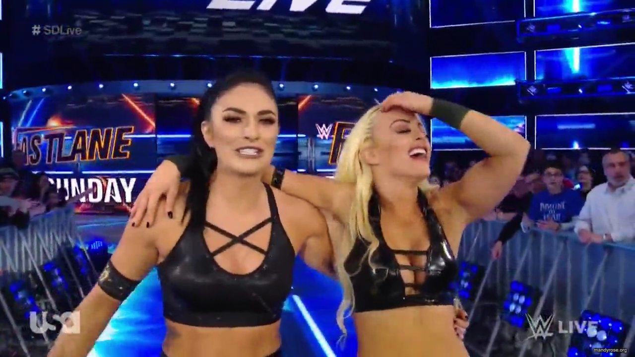 WWE_SmackDown_Live_2019_03_05_720p_mp4_mp41486.jpg