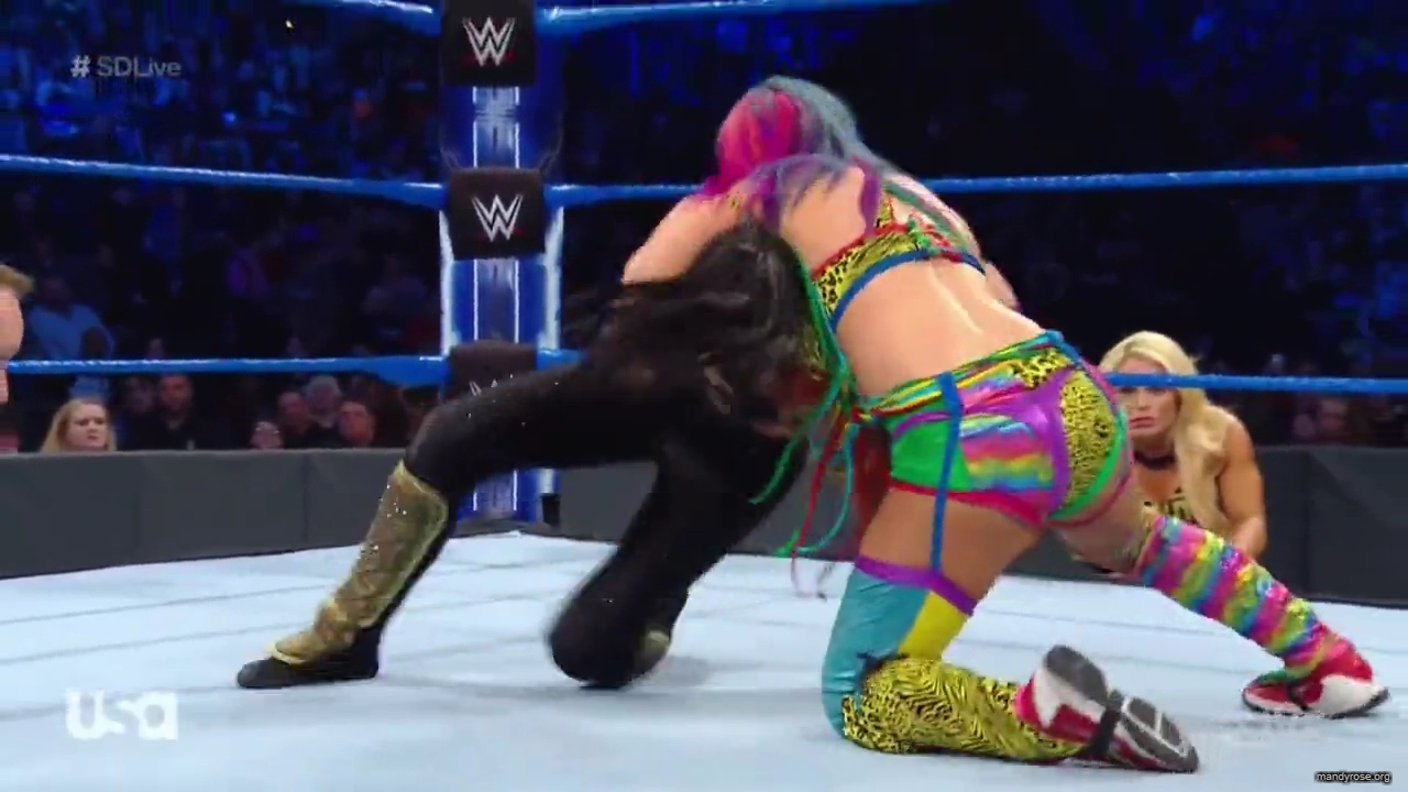 WWE_SmackDown_Live_2019_03_12_720p_mp4_mp40120.jpg