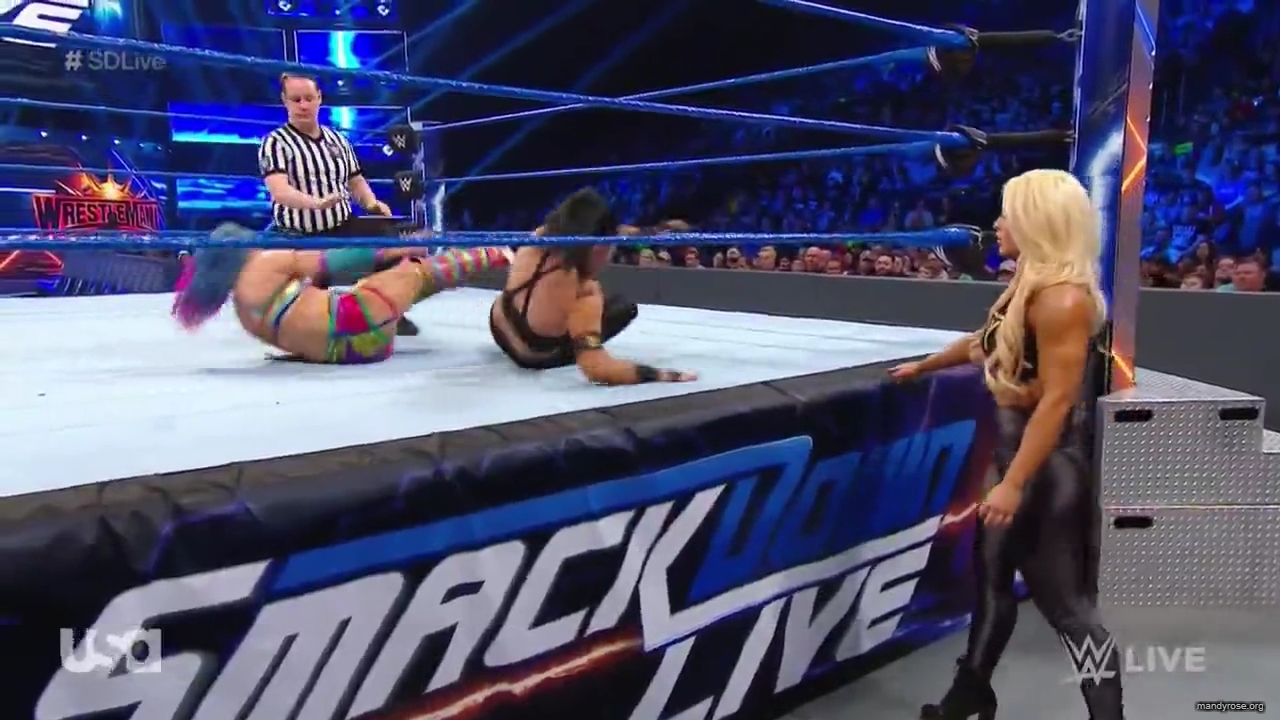 WWE_SmackDown_Live_2019_03_12_720p_mp4_mp40127.jpg