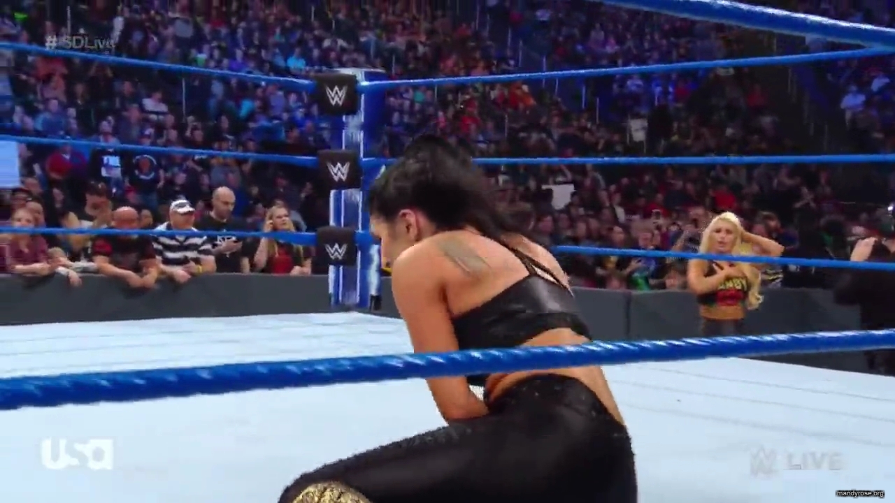 WWE_SmackDown_Live_2019_03_12_720p_mp4_mp40283.jpg